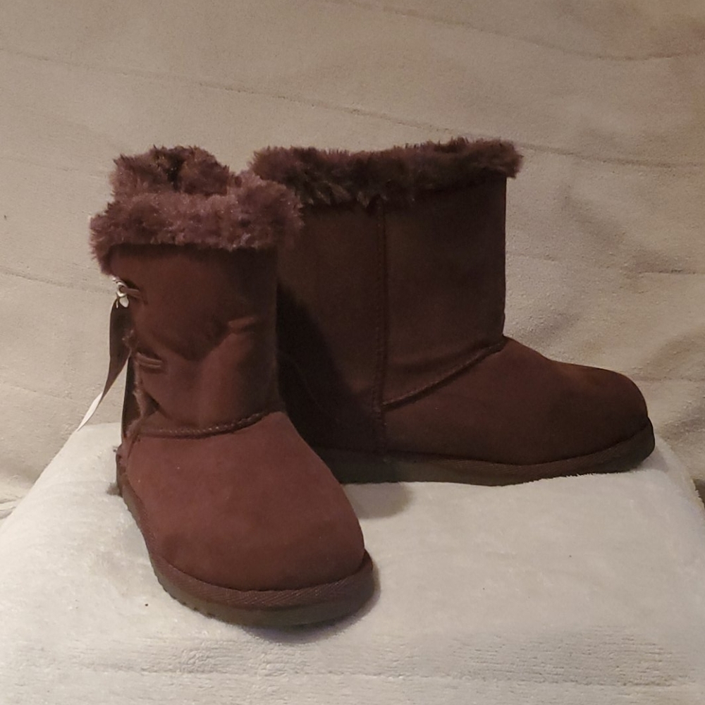 Cherokee Brown Boots
